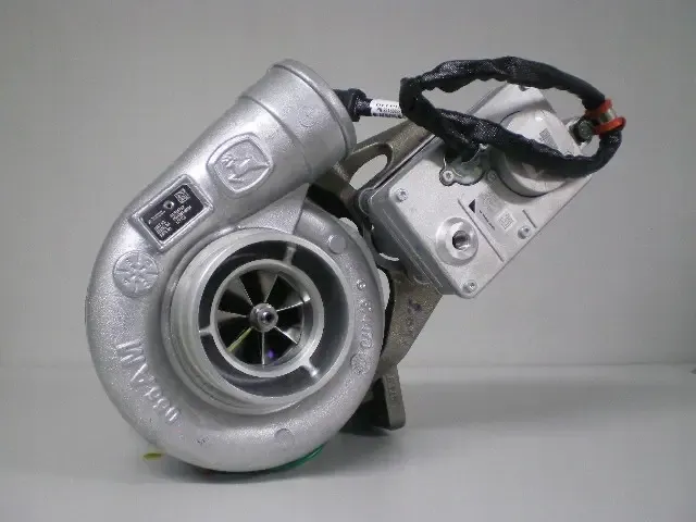 Repasované turbodúchadlo John Deere s elektronickým aktuátorom